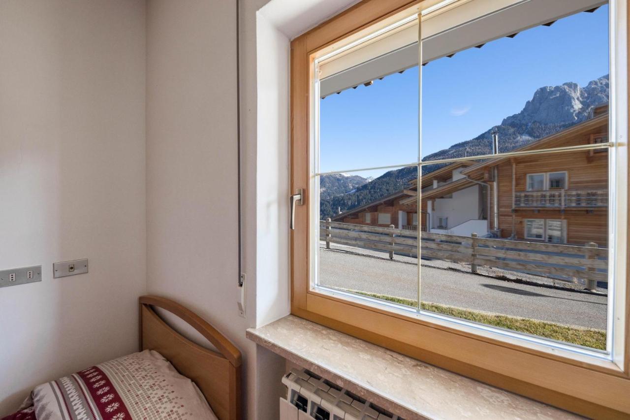 Villa Mazzel - Cima 12 Віго-ді-Фасса Екстер'єр фото